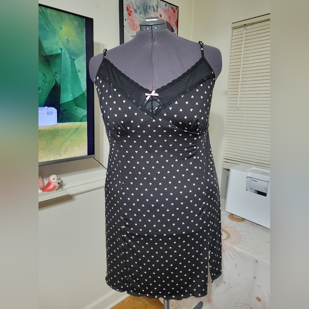 Black and Pink Hearts Night Slip
